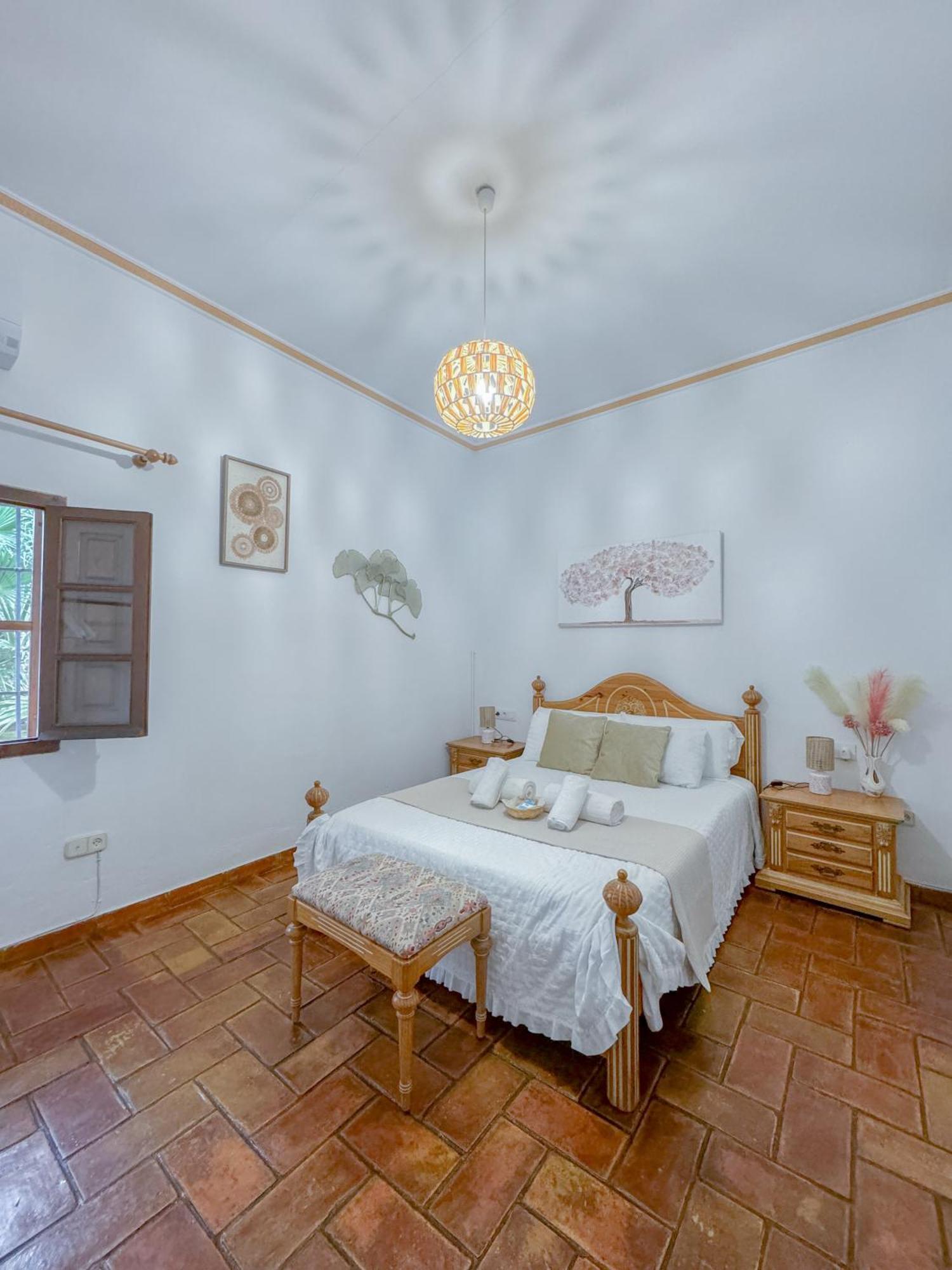 Garden Suites Xativa Casa Rural ภายนอก รูปภาพ
