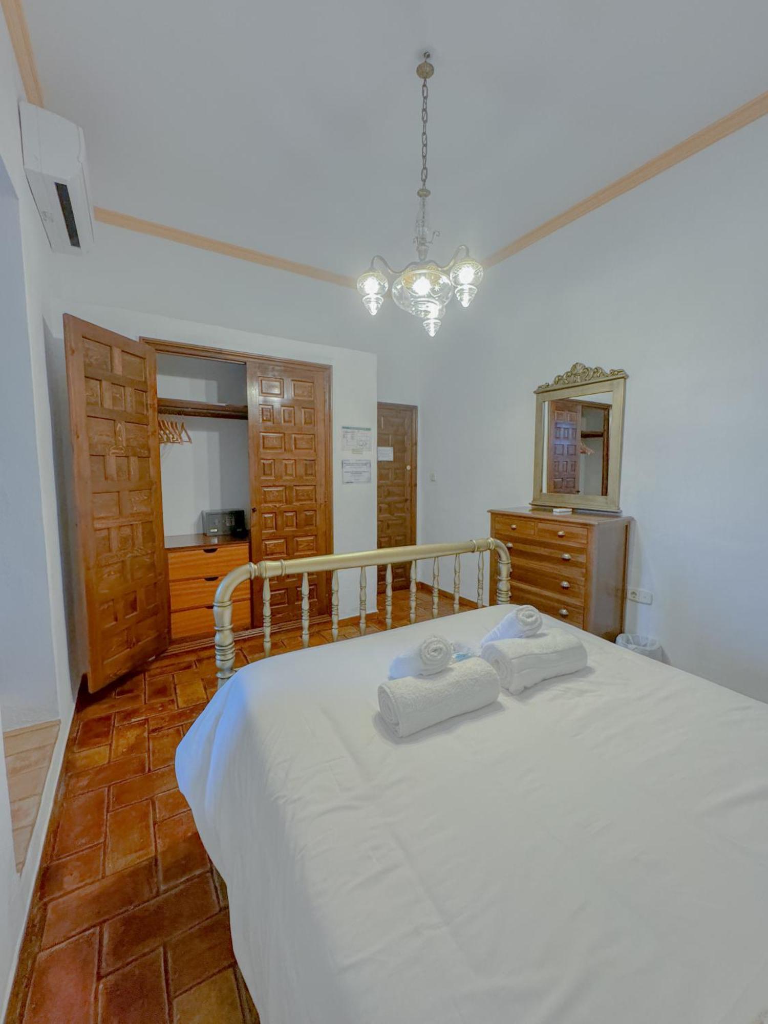 Garden Suites Xativa Casa Rural ภายนอก รูปภาพ